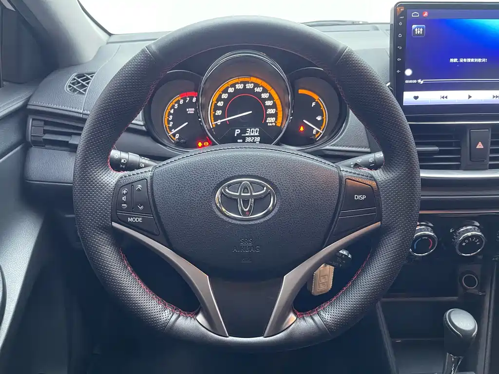 Toyota Yaris L — миниатюра 16
