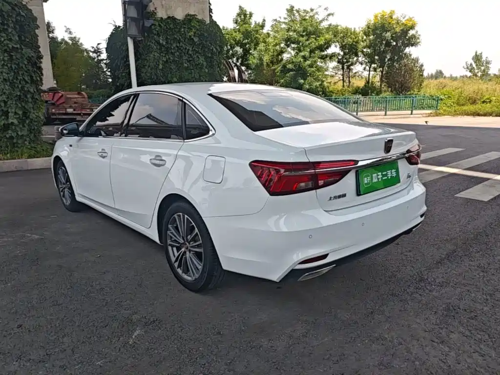 Roewe Roewe i6 Classic — миниатюра 5