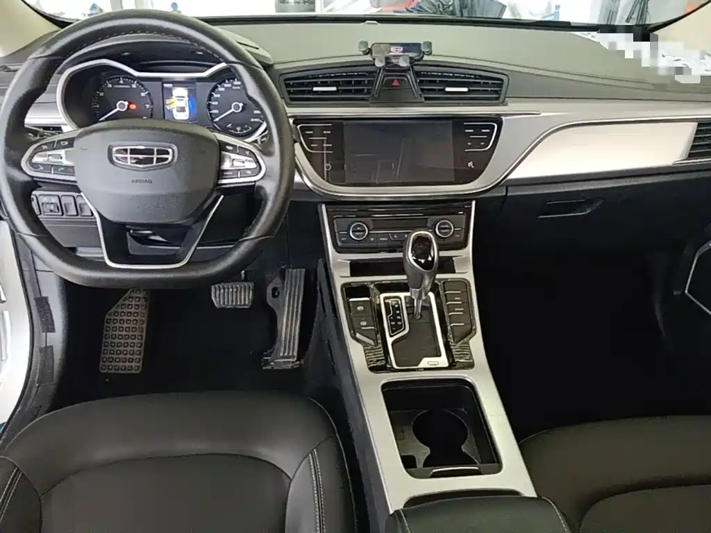Geely Emgrand GL — миниатюра 10