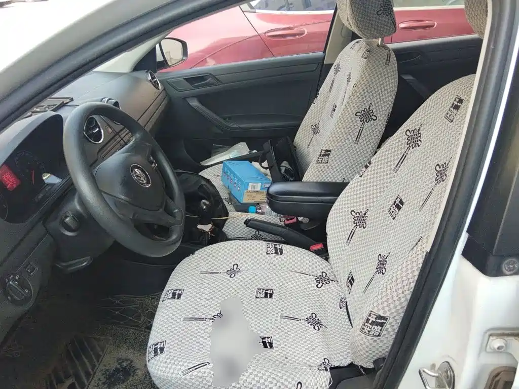 Volkswagen Jetta — миниатюра 12
