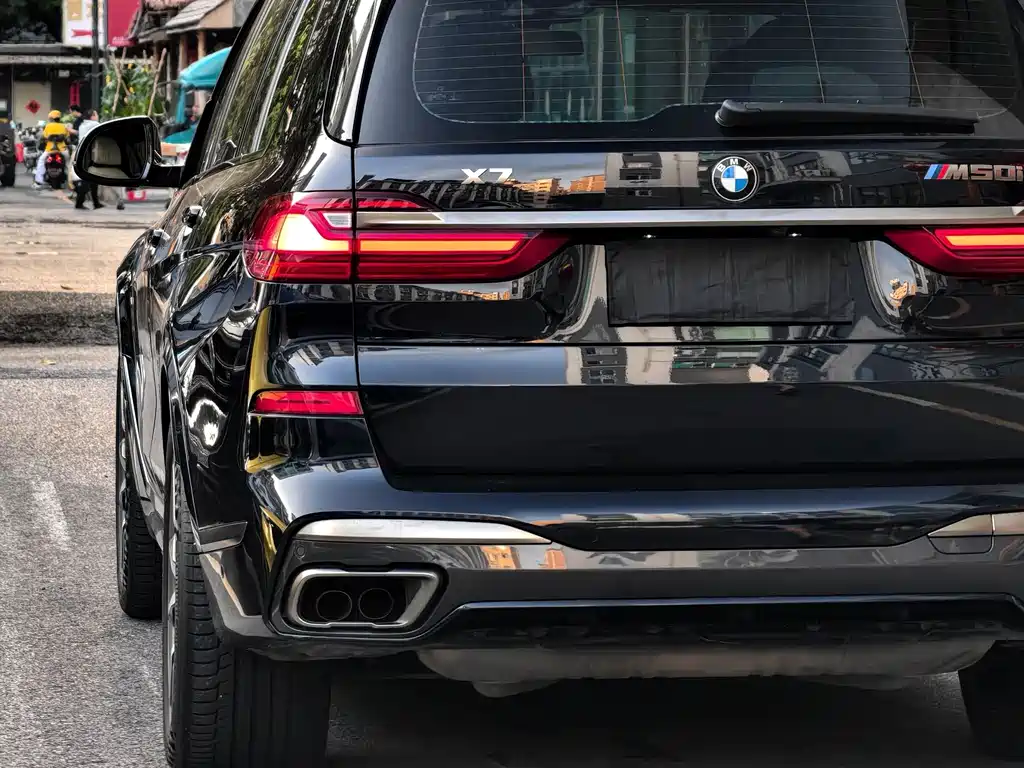 BMW X7 — миниатюра 12