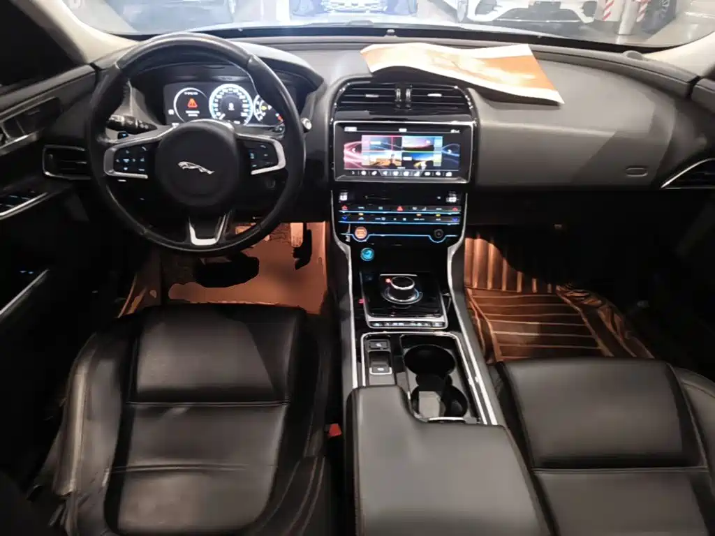 Jaguar XEL — миниатюра 10