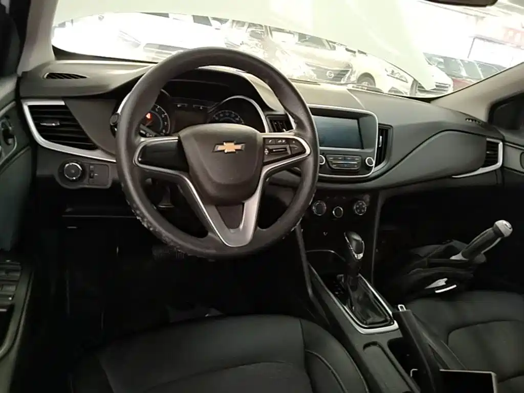 Chevrolet Cavalier — миниатюра 10