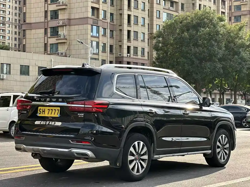 Roewe RX8 — миниатюра 6