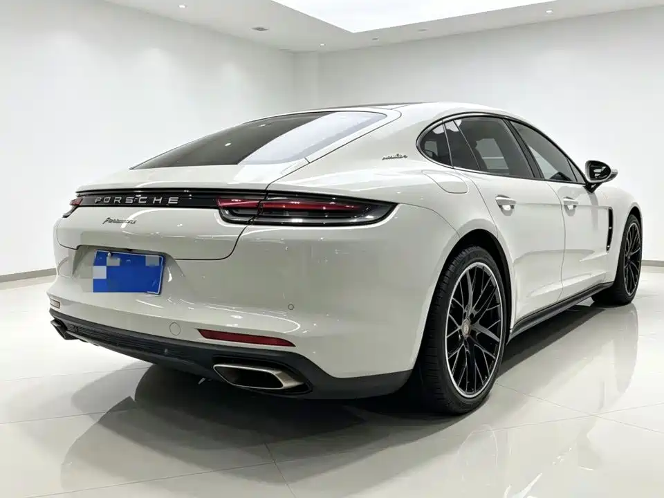 Porsche Panamera — миниатюра 7