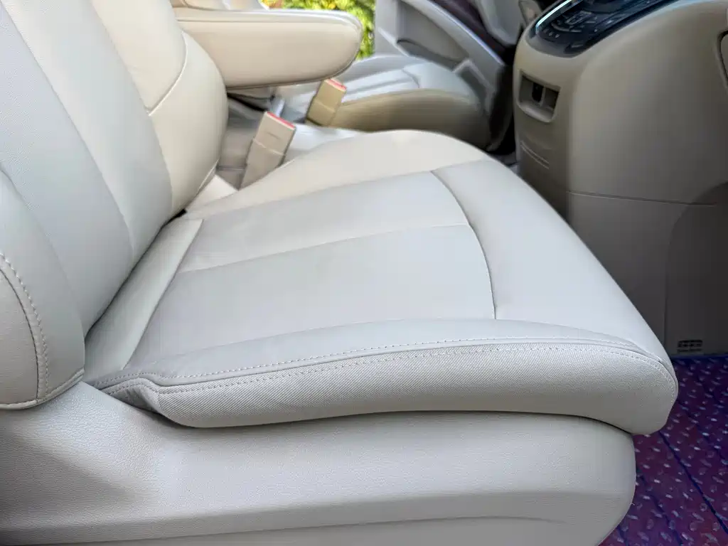 Buick GL8 — миниатюра 18