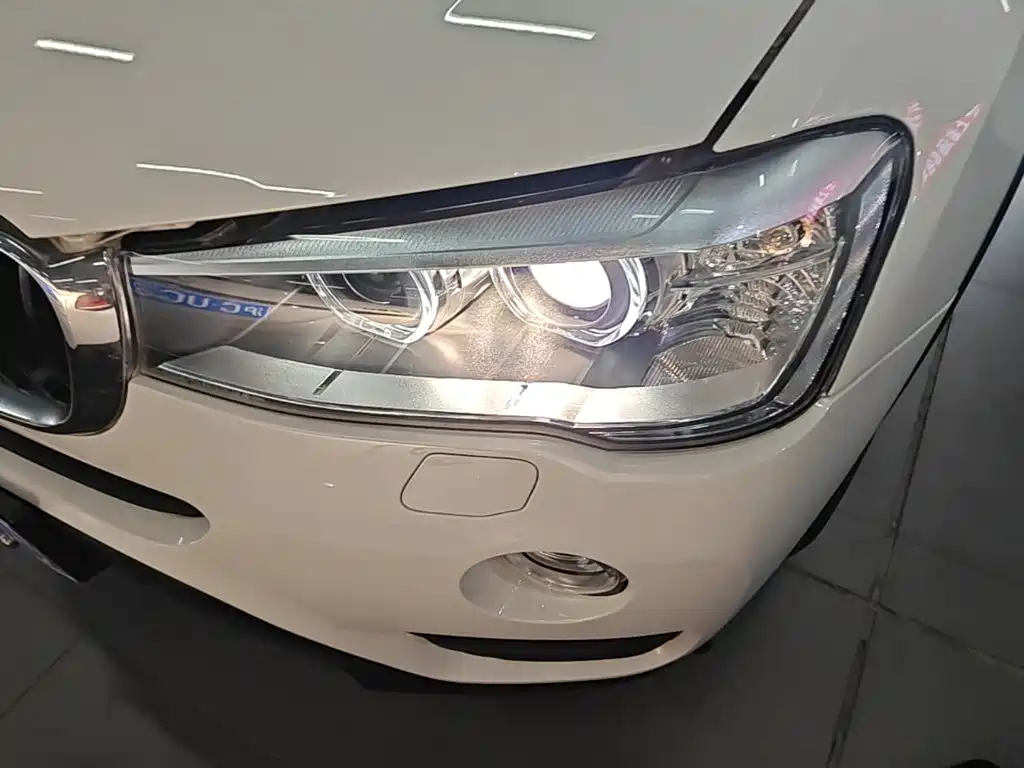 BMW X3 (Import) — миниатюра 24