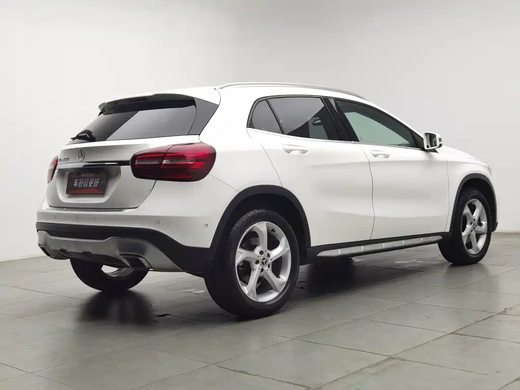 Mercedes-Benz GLA — миниатюра 2