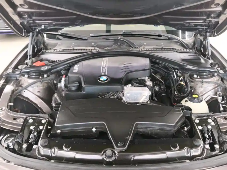 BMW 3 Series — миниатюра 18