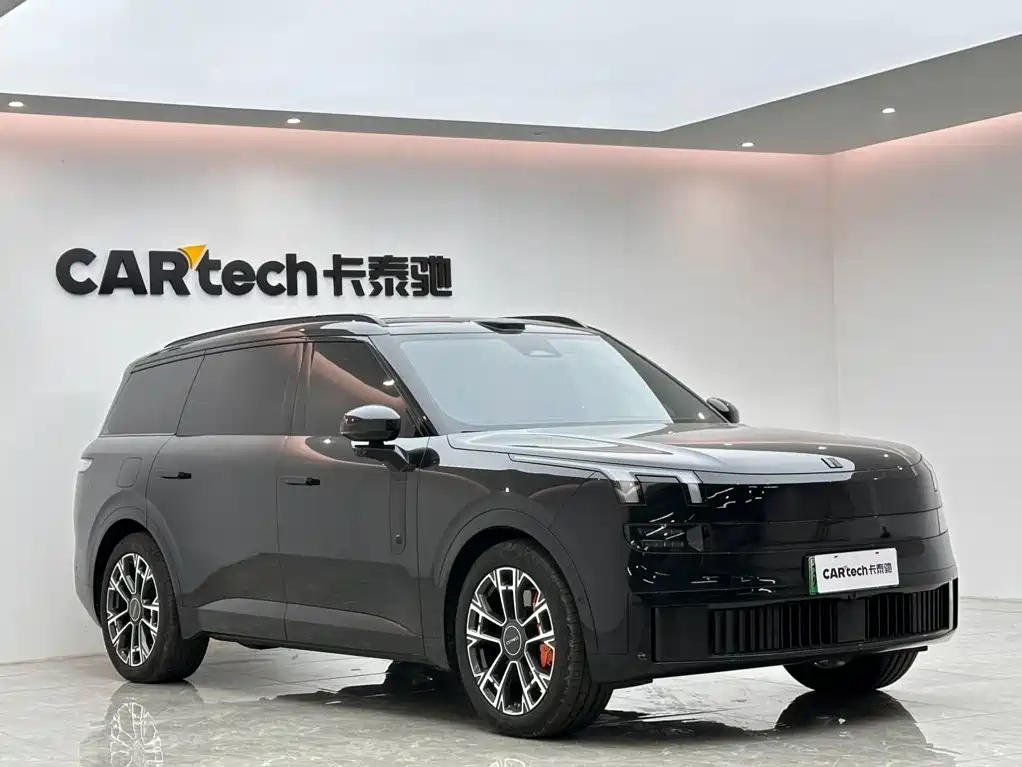 Lynk & Co 900 — миниатюра 6