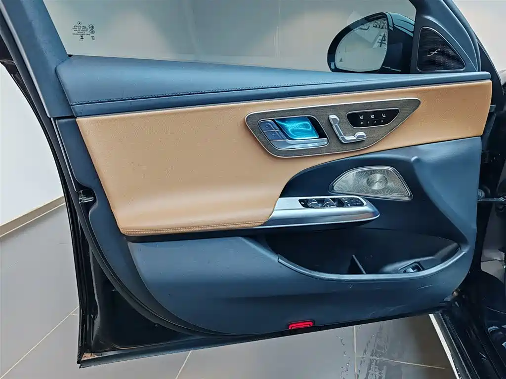 Mercedes-Benz E-Class E 2025 E 300 L Luxury