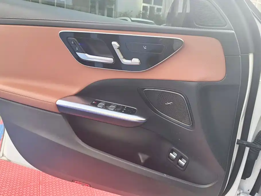 Mercedes-Benz C-Class New Energy — миниатюра 7