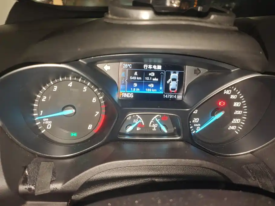 Ford Kuga — миниатюра 14