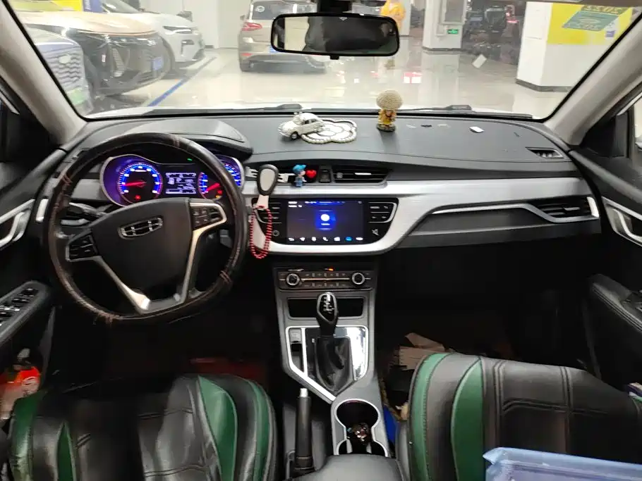 Geely Vision — миниатюра 12