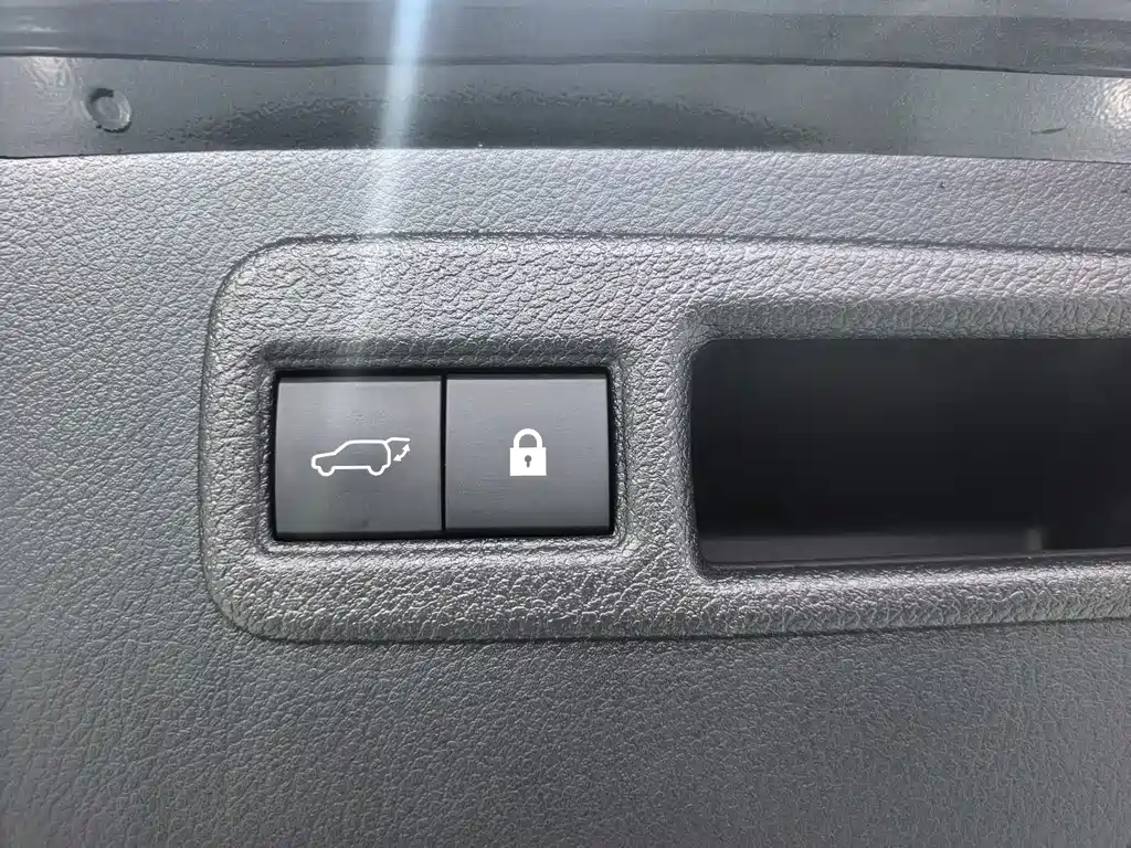 Lexus NX — миниатюра 23