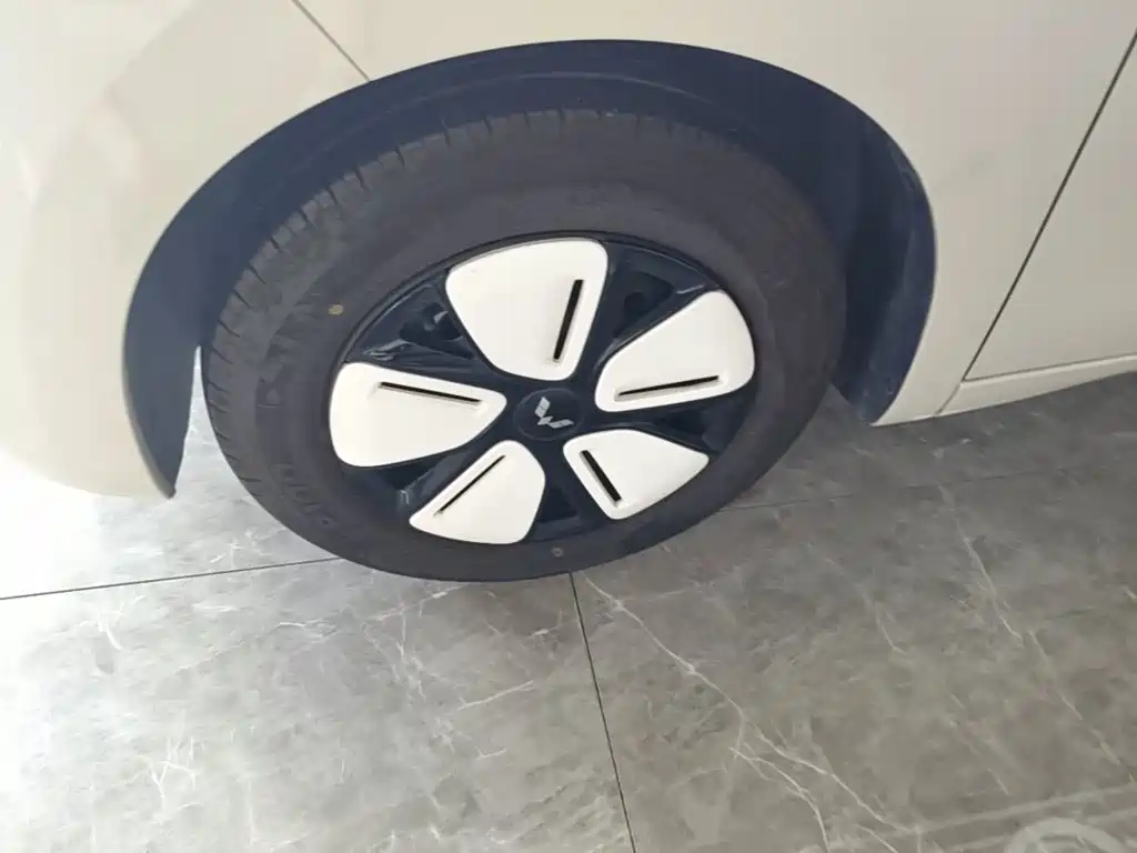 Wuling MINIEV — миниатюра 23