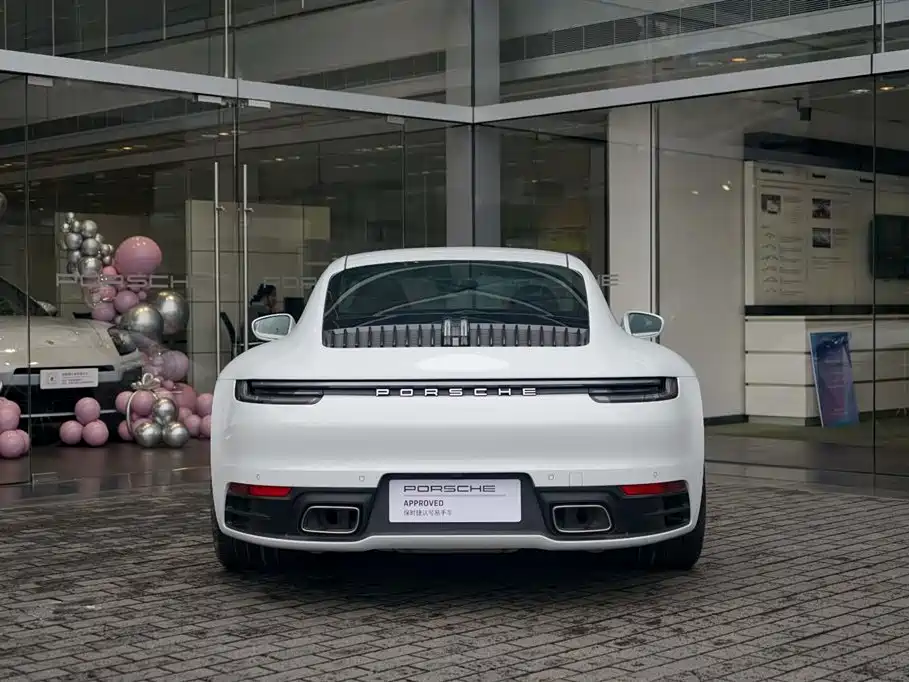 Porsche 911 2023 Carrera 3.0T