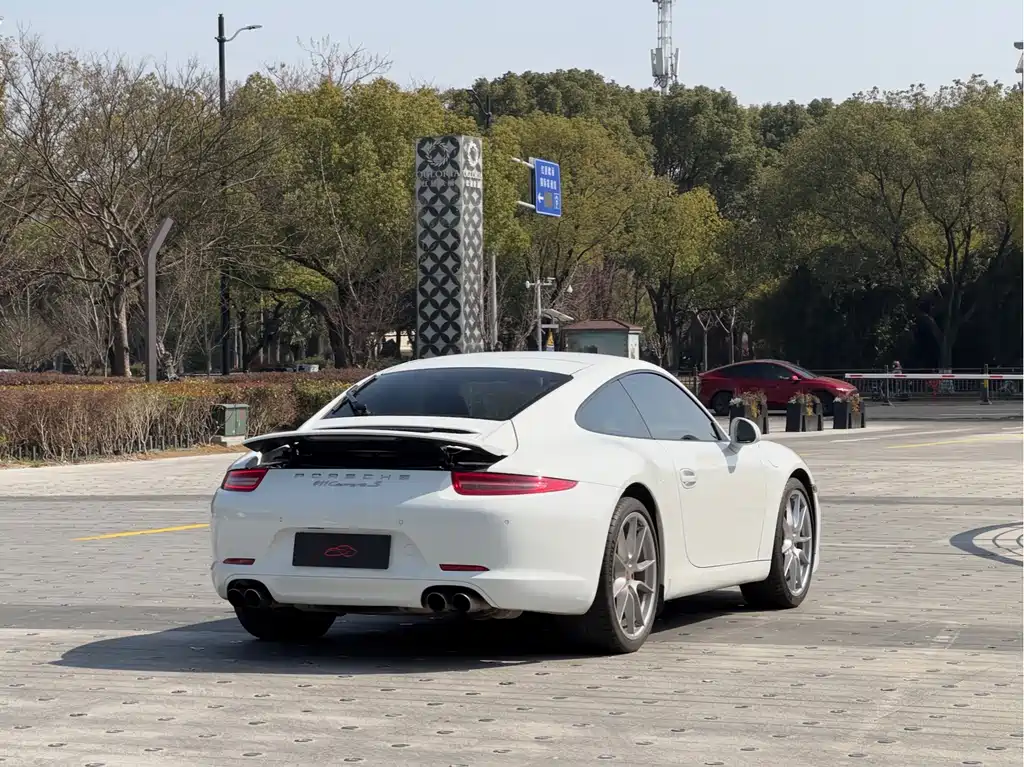 Porsche 911 2012 Carrera S 3.8L