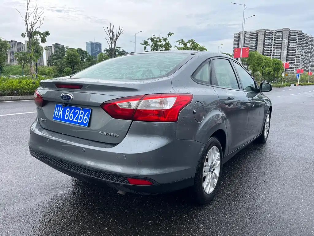 Ford Focus 2012 1.6L AT Comfort