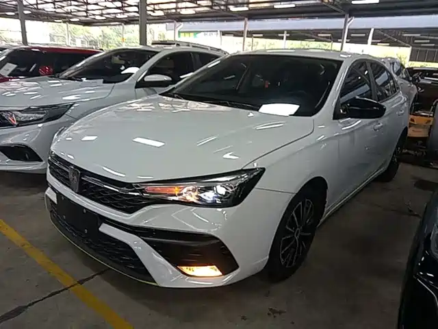2023 Roewe i5