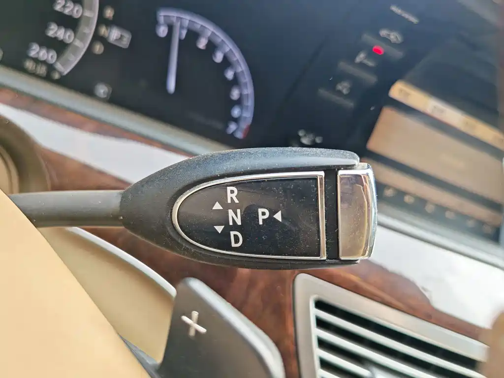 Mercedes-Benz S-Class — миниатюра 15
