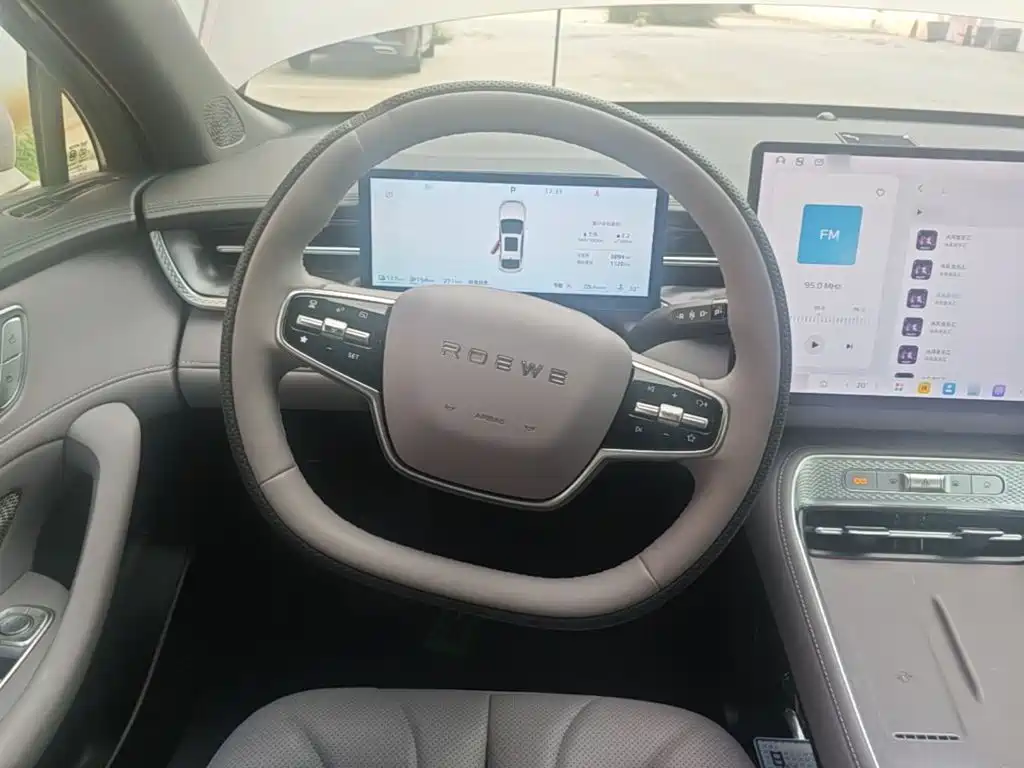 Roewe M7 DMH — миниатюра 11