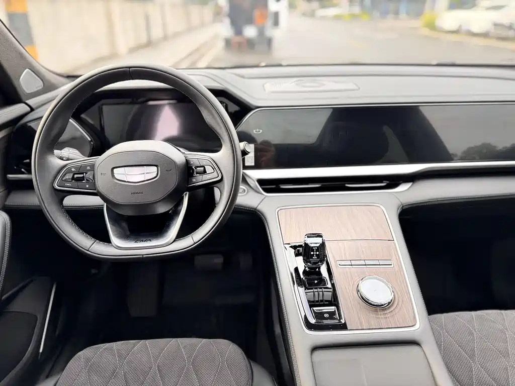 Geely Monjaro L 2025 2.0TD AT