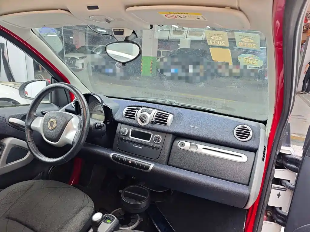 smart Smart Fortwo — миниатюра 10