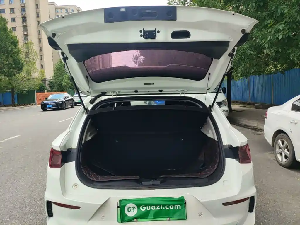 BYD e2 — миниатюра 19