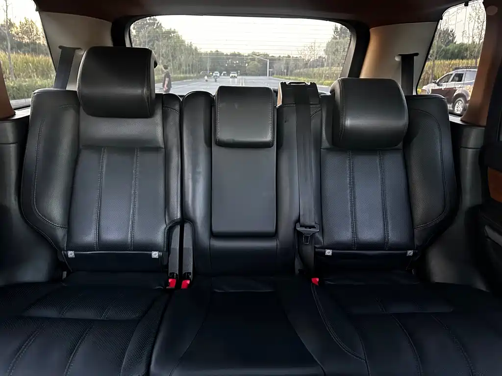Land Rover Sport — миниатюра 9