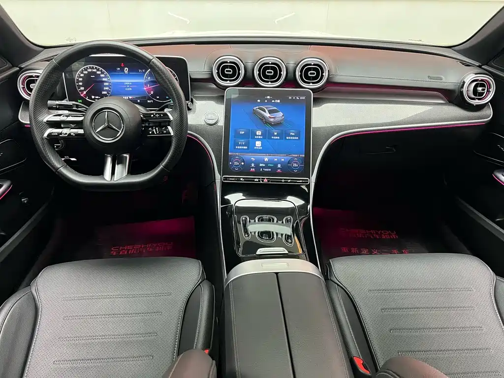 Mercedes-Benz C-Class — миниатюра 12
