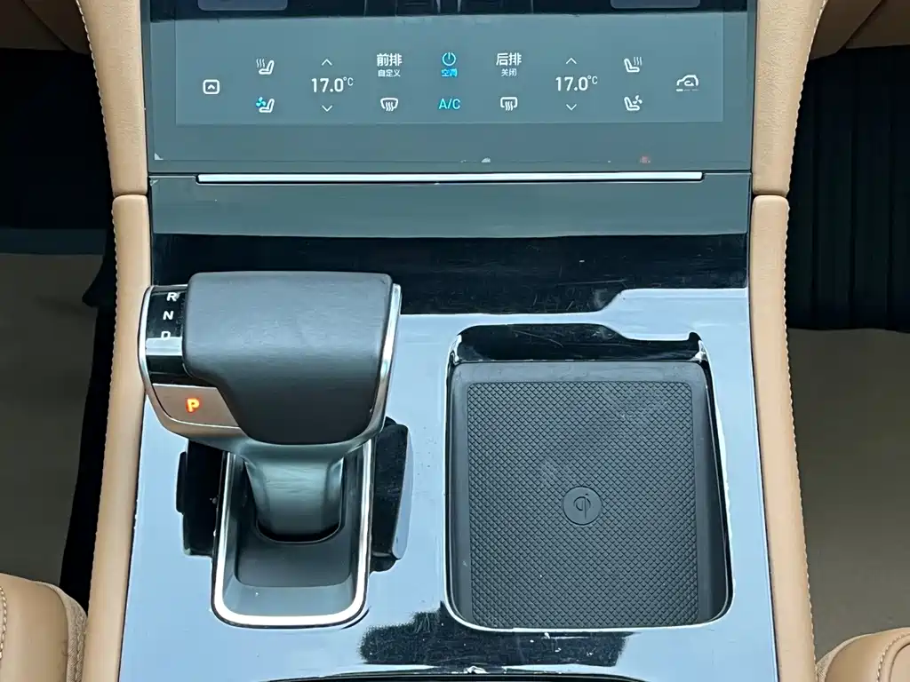 Li Auto Li ONE — миниатюра 8