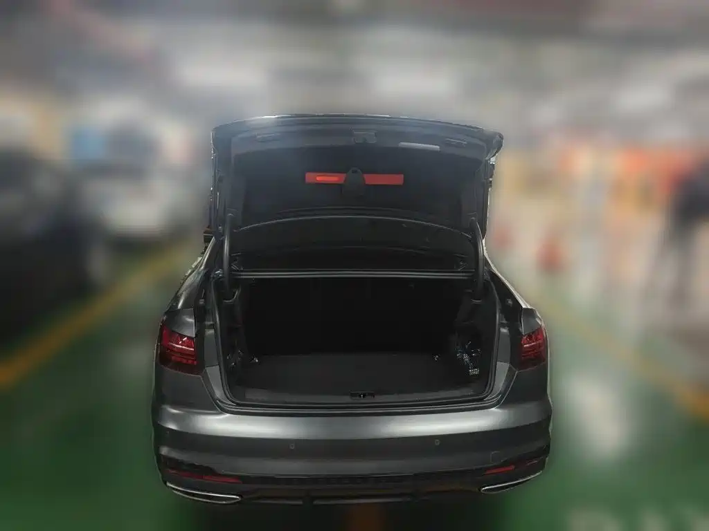 Audi A4L — миниатюра 15