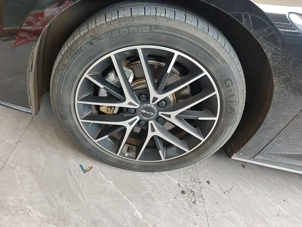 BYD Seal — миниатюра 23