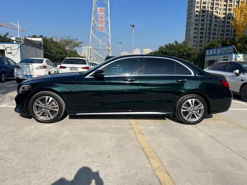 MERCEDES-BENZ C CLASS