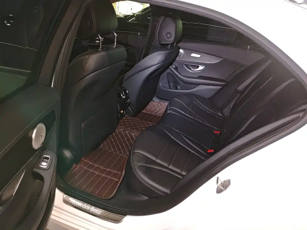 Mercedes-Benz C-Class — миниатюра 17