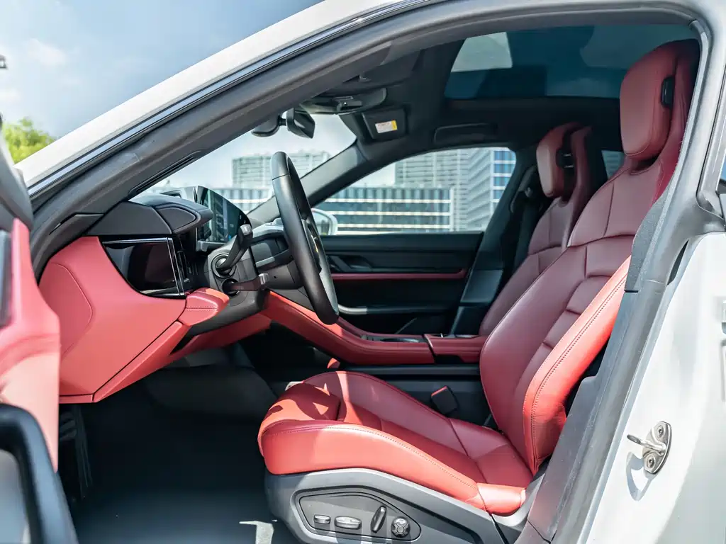 Porsche Taycan — миниатюра 12