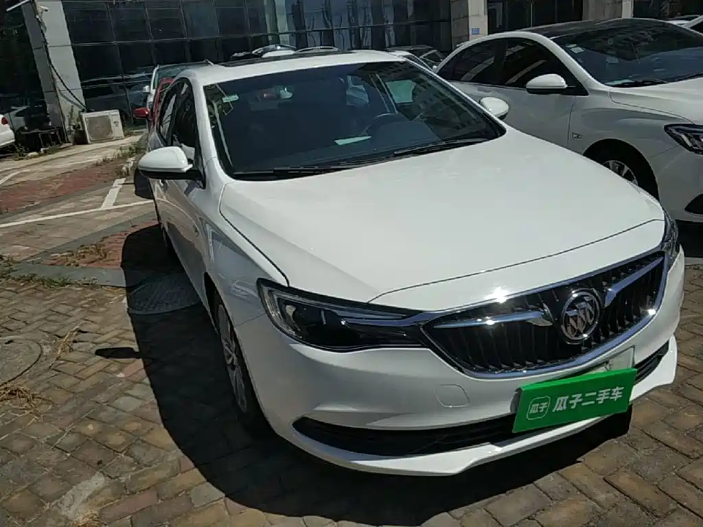 Buick Excelle — миниатюра 4