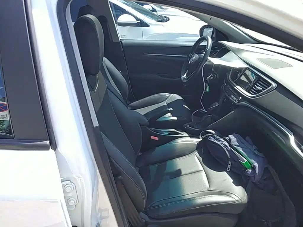 Buick Excelle — миниатюра 25