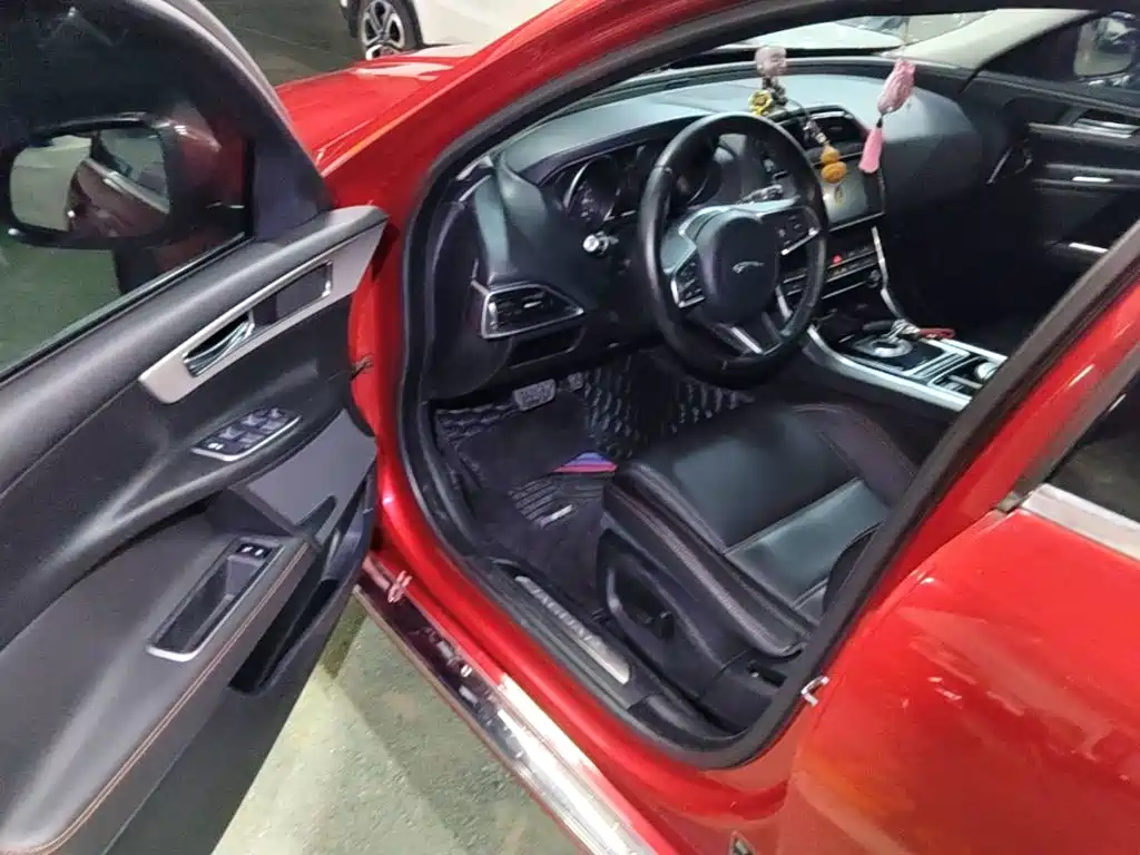Jaguar XEL — миниатюра 16