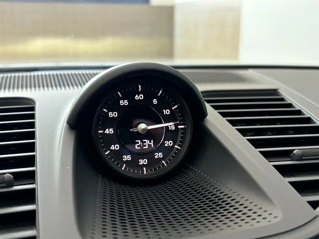 Porsche Panamera — миниатюра 11