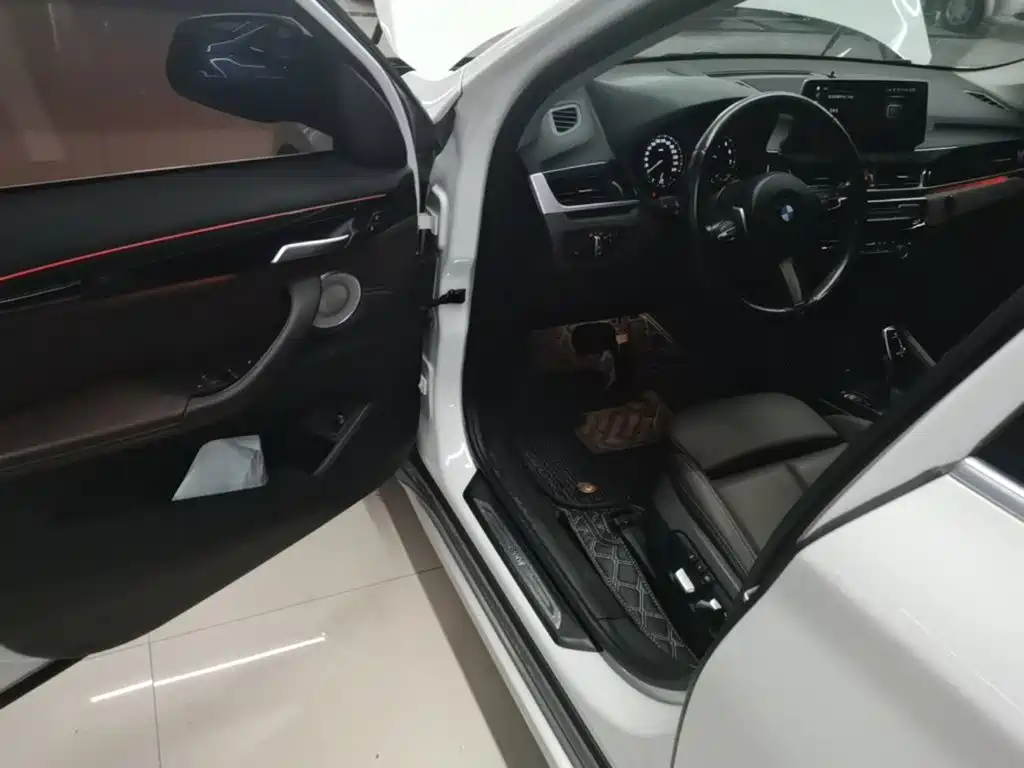 BMW X1 — миниатюра 14