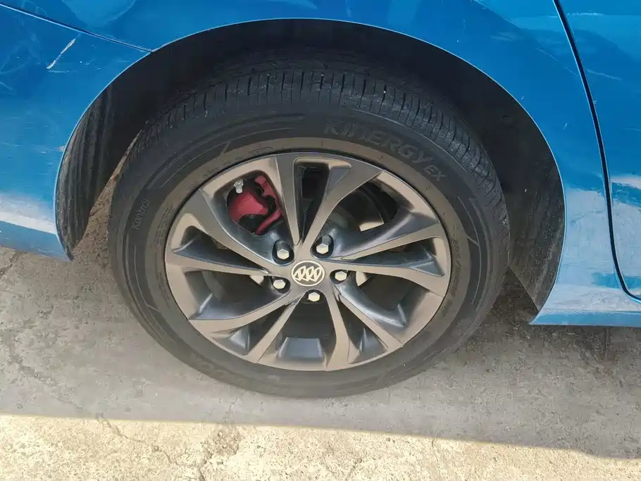 Buick Verano — миниатюра 6
