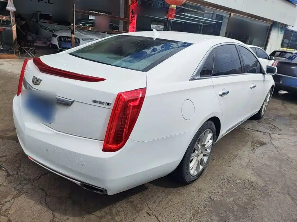 Cadillac XTS — миниатюра 7