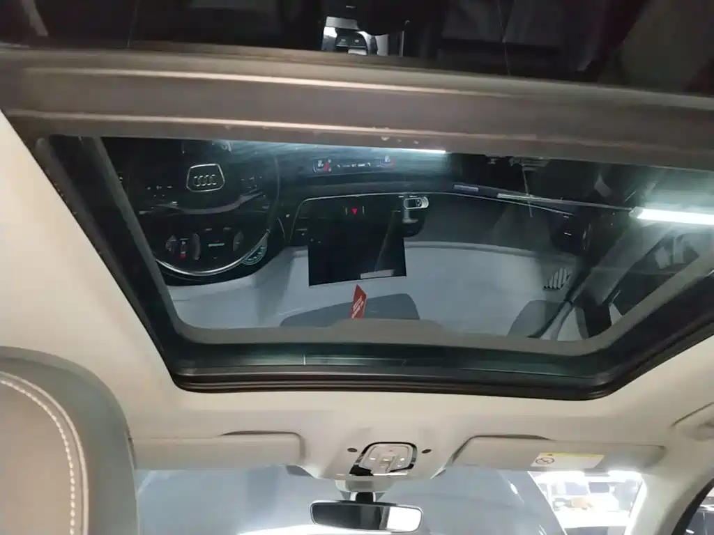Audi Q5L — миниатюра 18