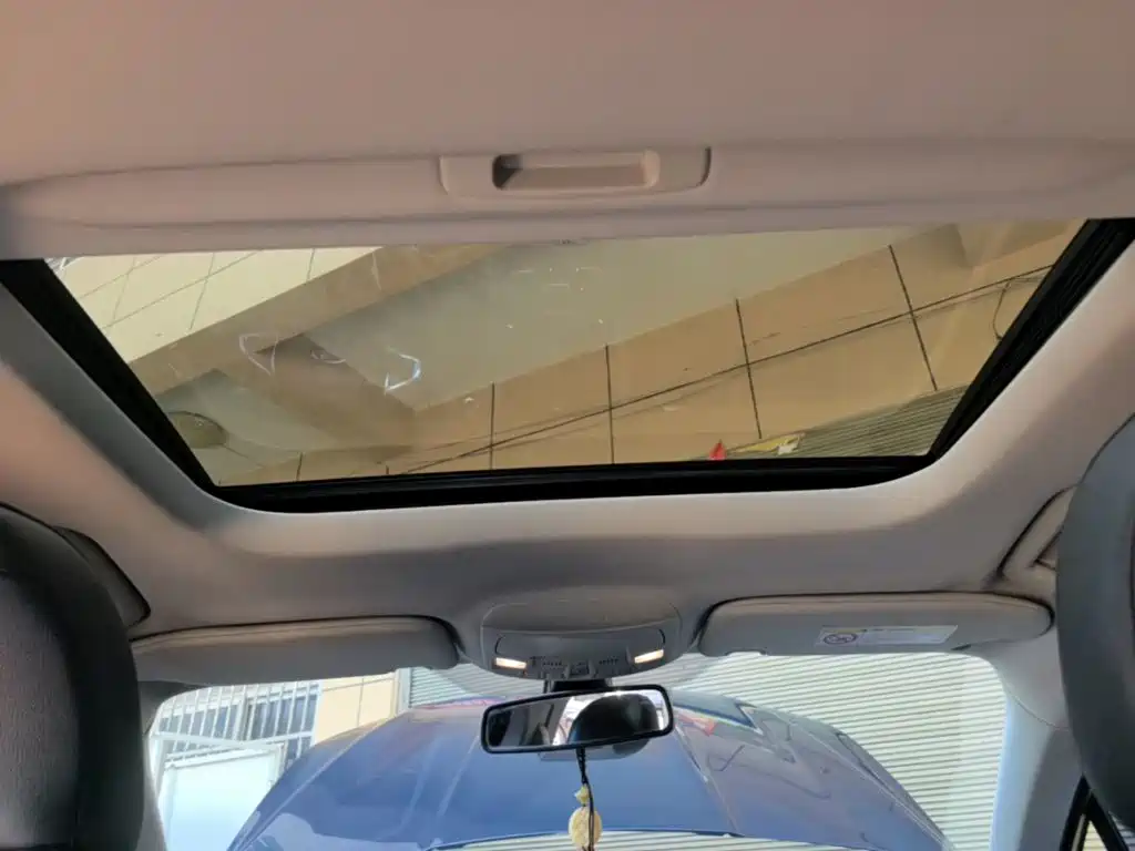 Ford Mondeo — миниатюра 18