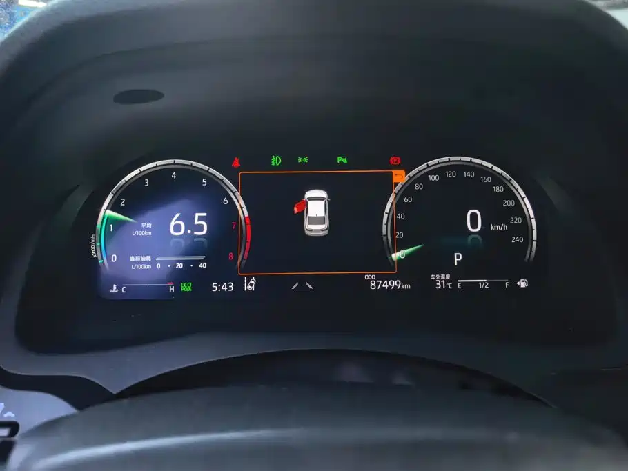 Toyota Camry — миниатюра 14