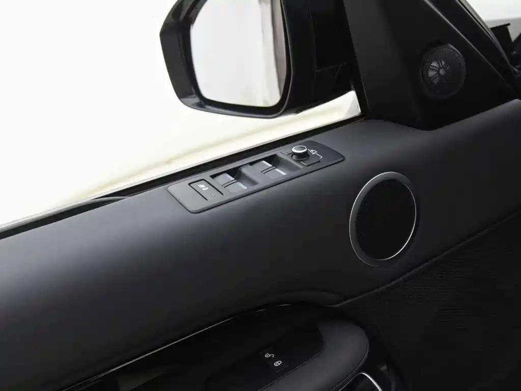 Land Rover Discovery — миниатюра 11