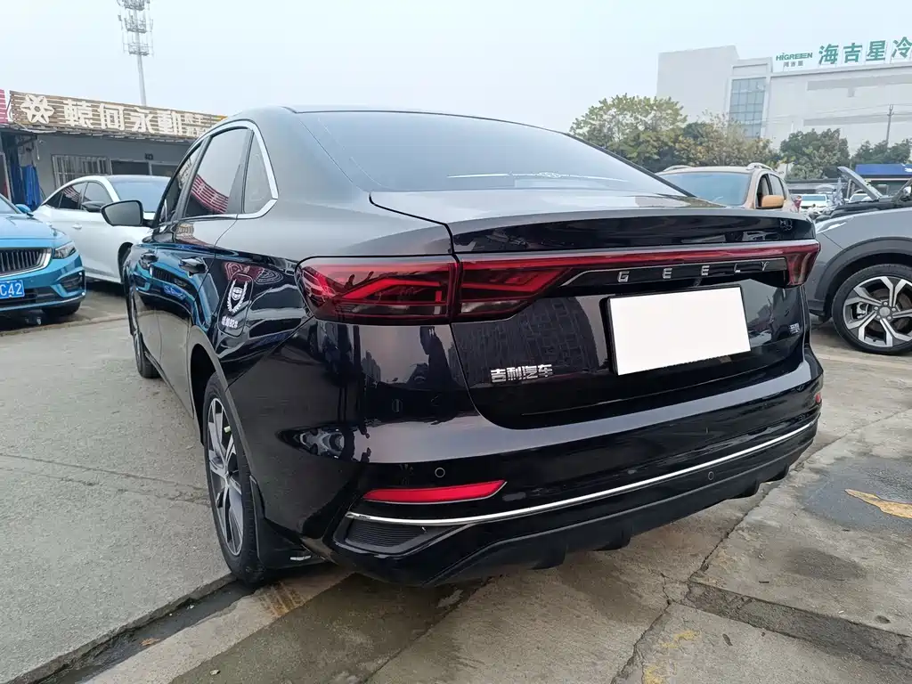 Geely Emgrand — миниатюра 21