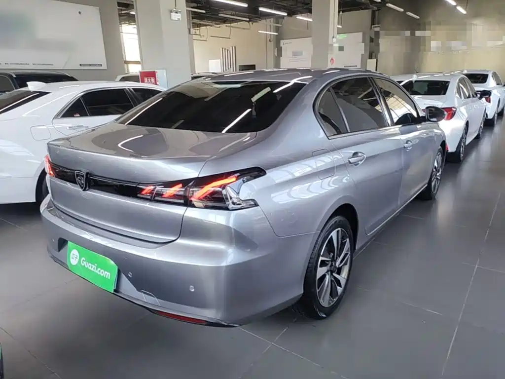 Peugeot 408 — миниатюра 7